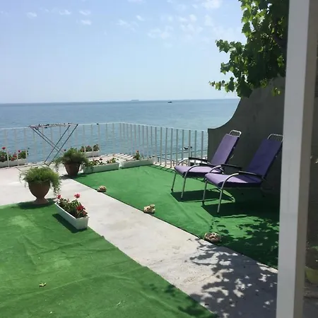 Holiday home Holiday Shkiperskaya