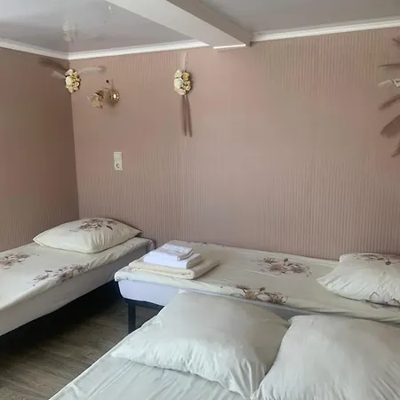 Holiday home Holiday Shkiperskaya *